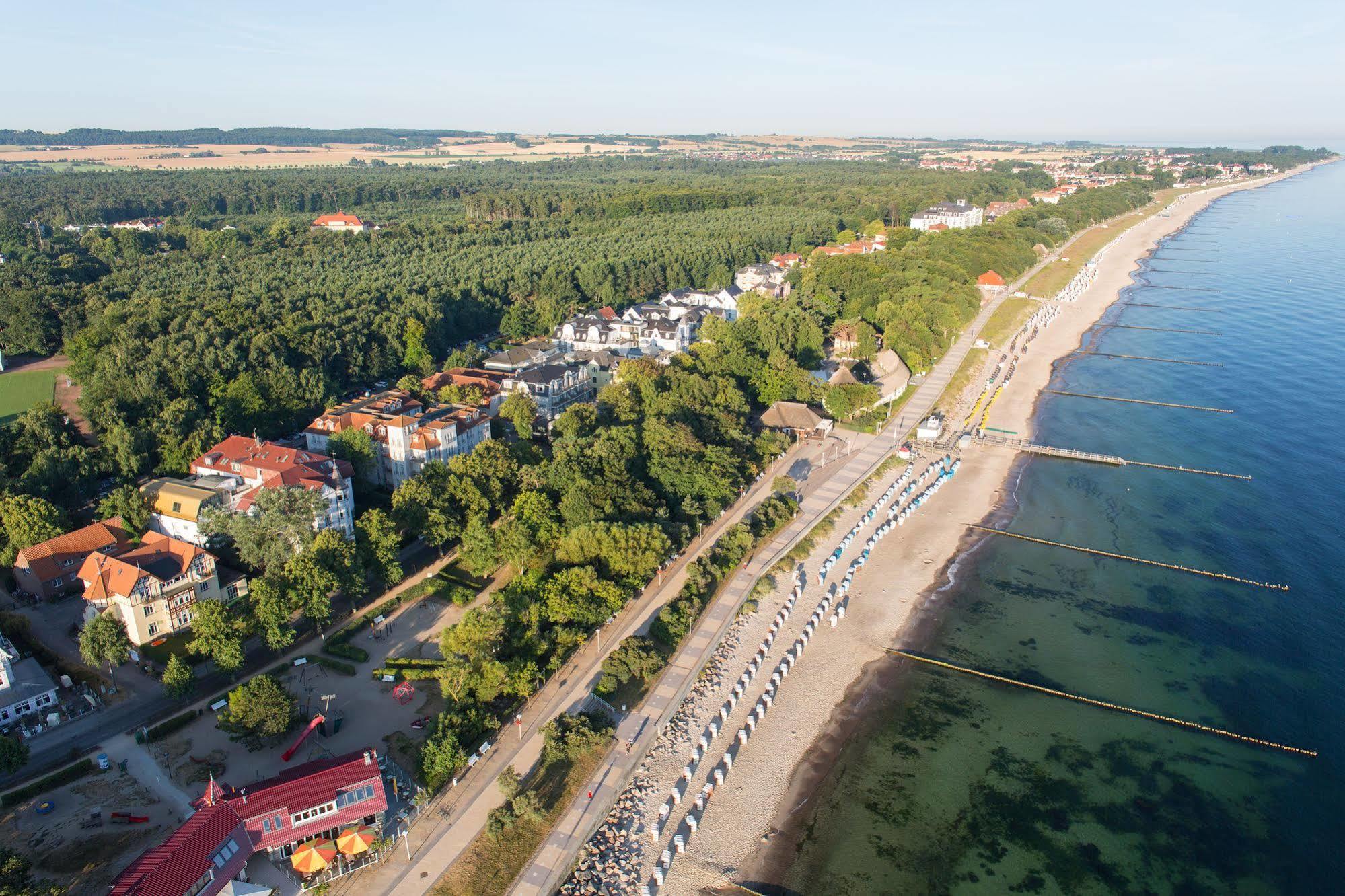 斯特瑞德布里克环形酒店 Ostseebad Kühlungsborn 外观 照片