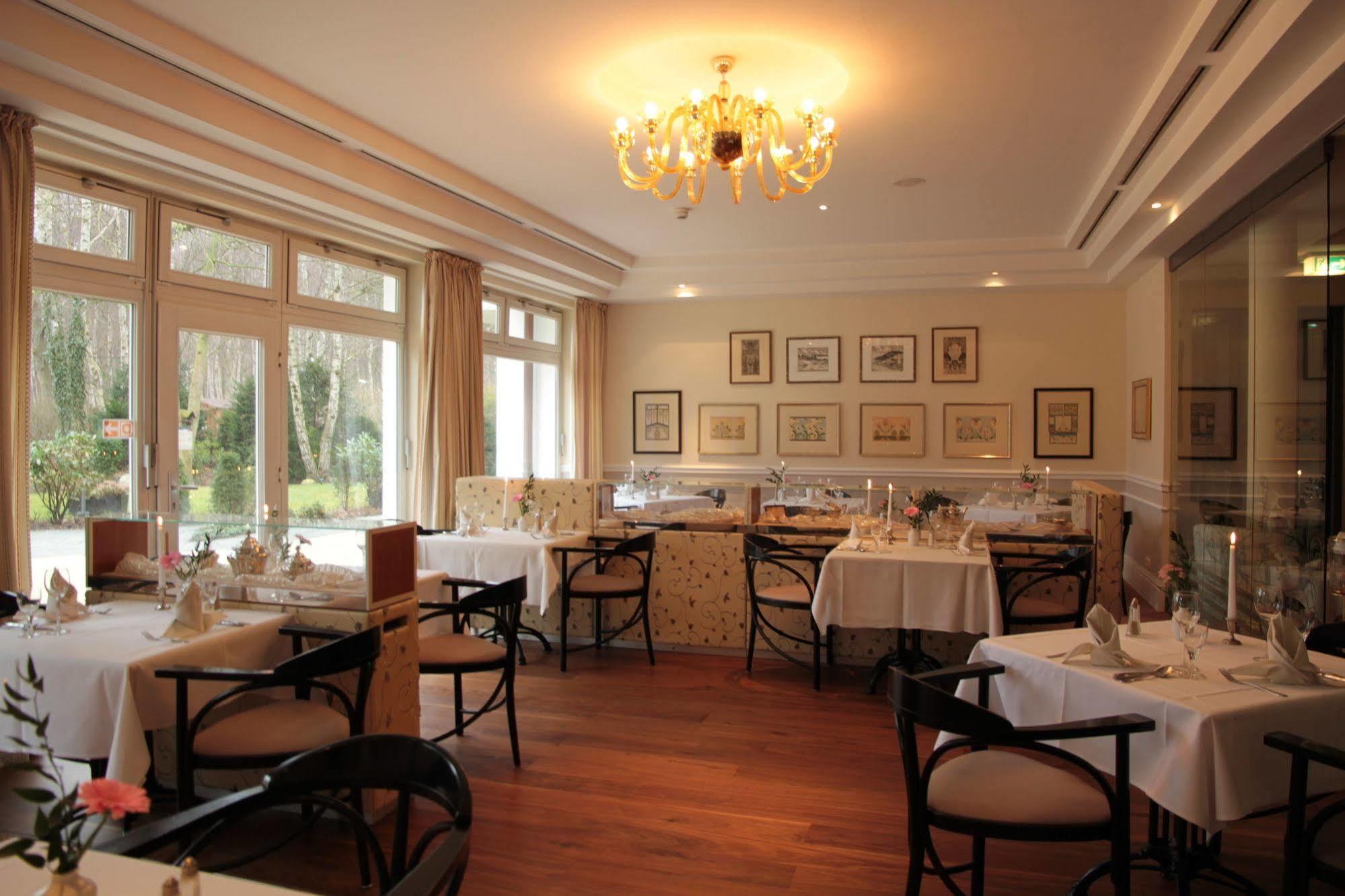 斯特瑞德布里克环形酒店 Ostseebad Kühlungsborn 外观 照片