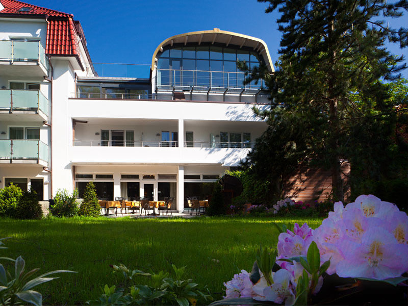 斯特瑞德布里克环形酒店 Ostseebad Kühlungsborn 外观 照片